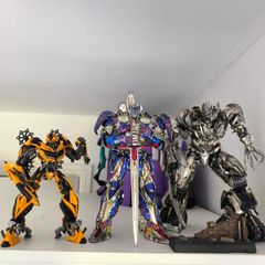Transformers - not Three Zero/ not Hot Toys