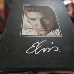 Set of Elvis Memorabilia plus 2 Vinyl Albums