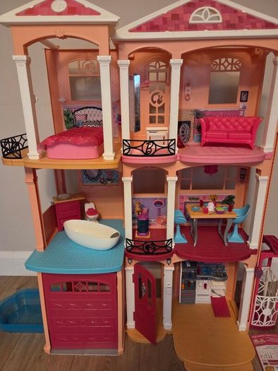 Barbie Dream House