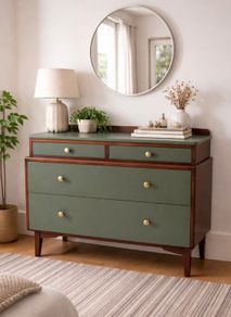 Sideboard / dresser / hall table