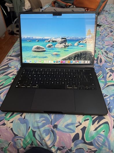 MBA Blue M2 8core 8core 16gb Ram 256gb Storage