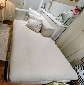 Beautiful chaise longue/ couch for sale