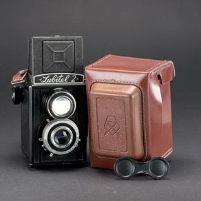 Lubitael 2 LOMO 6x6 TLR camera