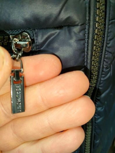 Beaumont Amsterdam ladies down light weight puffer jacket  Size Small 38 EU Full zip 2 zip pockets  Great winter jacket  Measurements in the photos