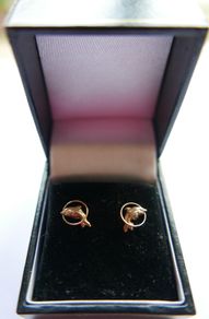 Vintage 9K Yellow Gold 375 Dolphin Pierced Earrings 0.5 grams