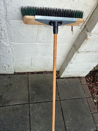Outdoor Brush