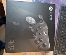 Xbox Elite Series 2 controller