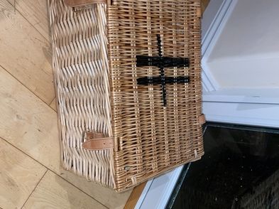 Harrods Picnic Basket For Sale in Coolock, Dublin from Jojo.98