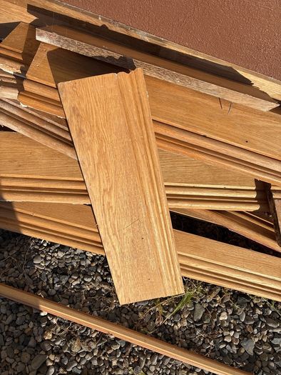 skirting board