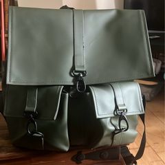 backpack rains