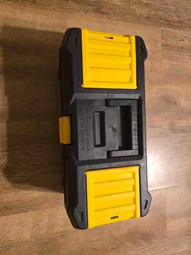 STANLEY 26" Essential Tool Box