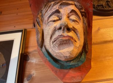 Carved sailors head vintage