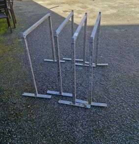 x4 Galvanised band stands