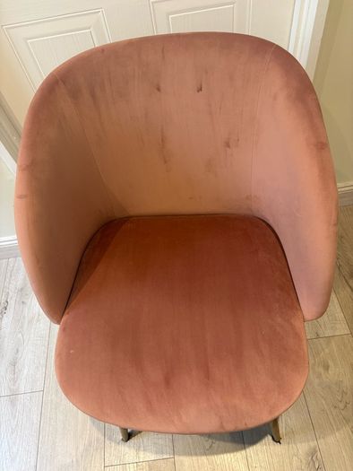 Pinky Velvet Accent Chair with arm rest and Wooden effect Metal Legs