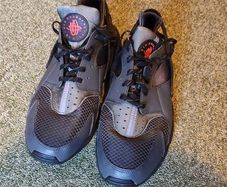 Nike Air Huarache trainers