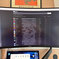 MSI MAG 321CUP 31.5 4K Curved Monitor. Like New.