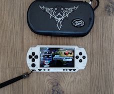 Psp 1003 Modded White 64gb 2 Original Batteries Original charger
