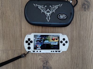 Psp 1003 Modded White 64gb 1 Original Battery Original charger