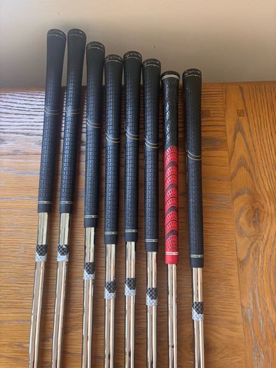 Taylormade golf irons 8 clubs