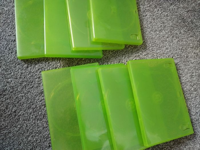 Xbox 360 Green Plastic Game Cases