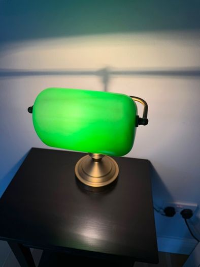 Qazqa - Classic Table Lamp I Table LightInotary lamp Bronze with Green Glass - Banker- - Classic I Antique - Suitable for LED E27 | 1 Light - Steel Table lamp - Suitable for Living Room I