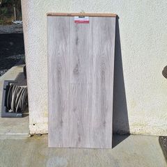 samsun oak 8MM Laminated Flooring supply&fit available
