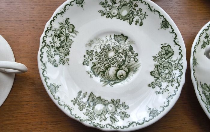 collectible crockery