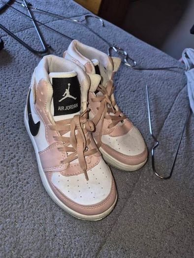 girls trainer's worn once size 31