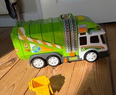 Dickie Toys Action Series Garbage Truck, 39 cm