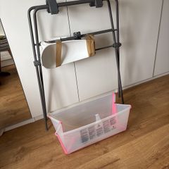 Flexibath with stand and free newborn insert