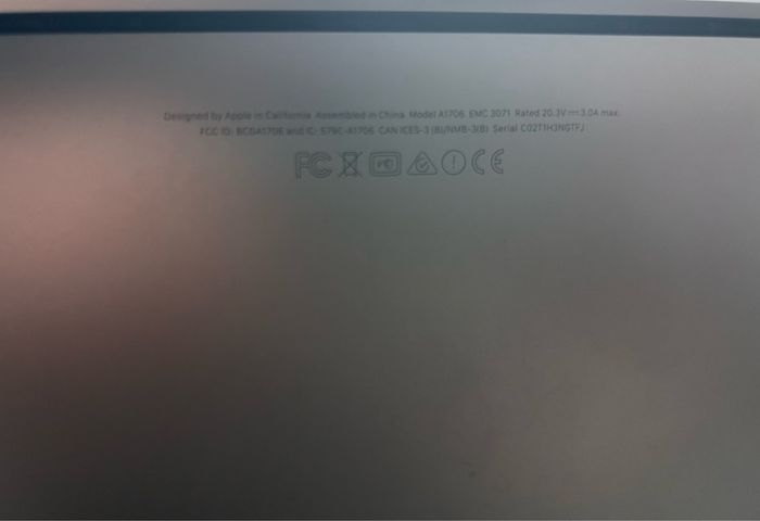 MacBook Pro 13 2016 (Touch Bar, 4 Ports) Fully Working, Flexgate Screen