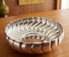Sterling Silver Wave Bowl (7 Inches 241 grams)