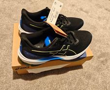 ASICS GT1000-12 size 9 brand new