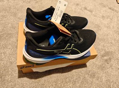 ASICS GT1000-12 size 9 brand new