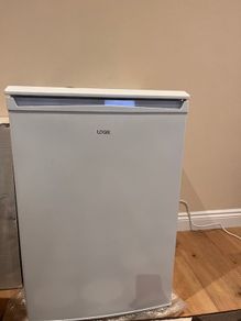 Logik LUF55W23  Undercounter Freezer