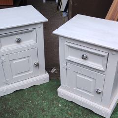 Pair of Lockers (26257)