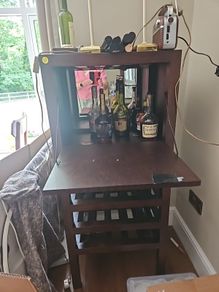 drinks cabinet