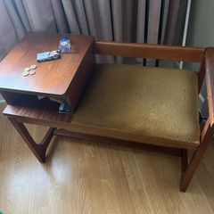 phone table