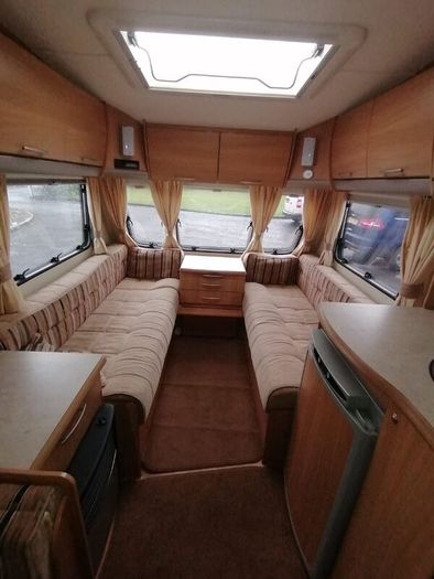 Swift Charisma Caravan
