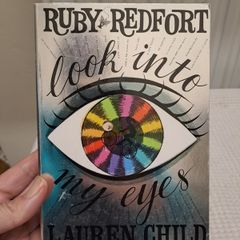 Ruby Redfort Look Into My Eyes