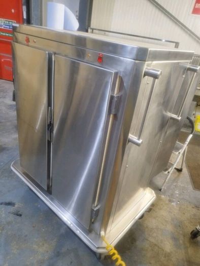 Hot hold. /. Regeneration cabinet
