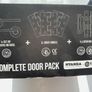 Door handles and Lock Image 4