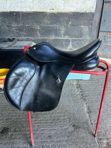Bates AP saddle