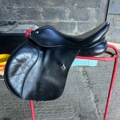 Bates AP saddle