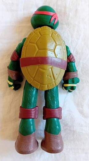 3 Ninja Turtle Figures