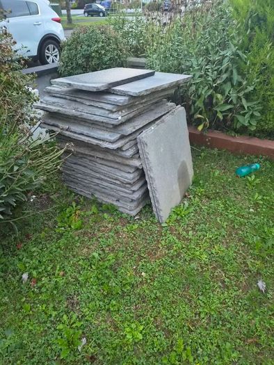 29 Grey Paving Slabs 60x60cm + 1 Half Slab