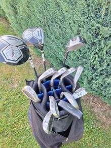 Golf clubs. Full starter set and bag.