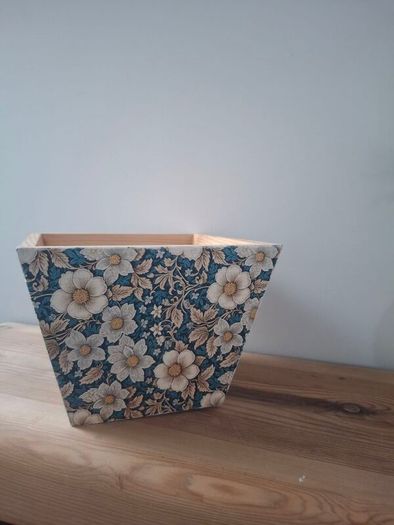 Wooden box