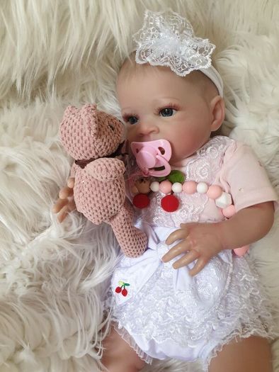 Reborns By Laura.  Sophie Is Back!! 20inch Heavy, Weighted Reborn Doll.  Welcome To View