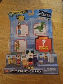 BRAND NEW Disney Crossy Road Series 1 Mini Figurine Pack 3 Figures Plus 1 Mystery Figure